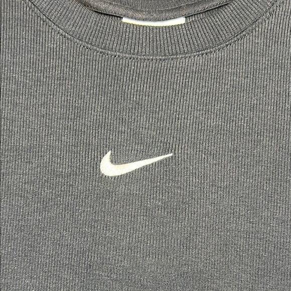 Nike Black Ribbed Crop Tank, Womens Small - Picture 5 of 7